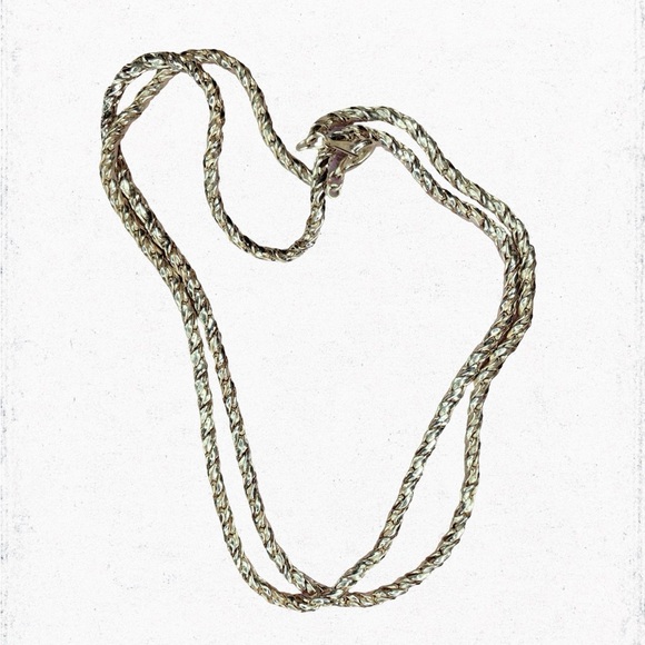 Jewelry - 4447. Goldtone Thick Chain